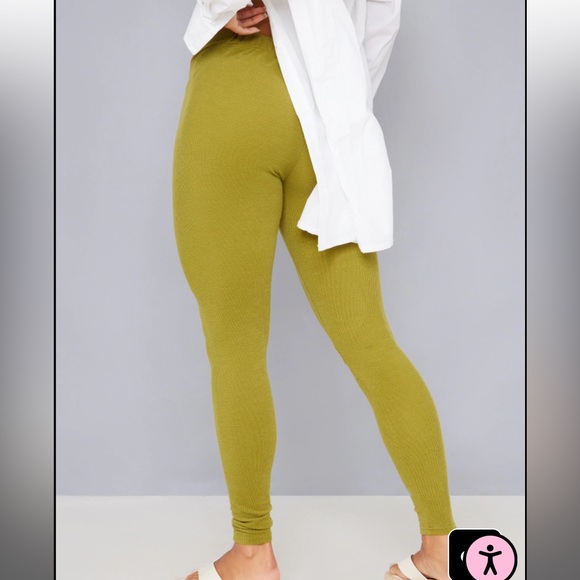 PLT Olive Rib V-front Detail Leggings - Picture 3 of 4